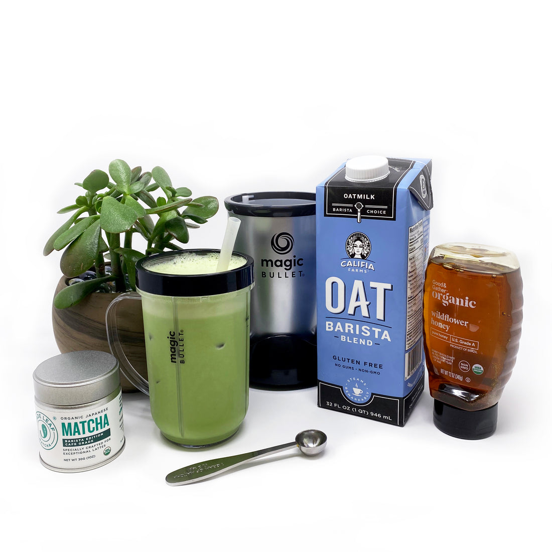 Magic Bullet Iced Matcha Latte