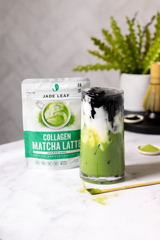 Matcha Collagen Charcoal Latte cup