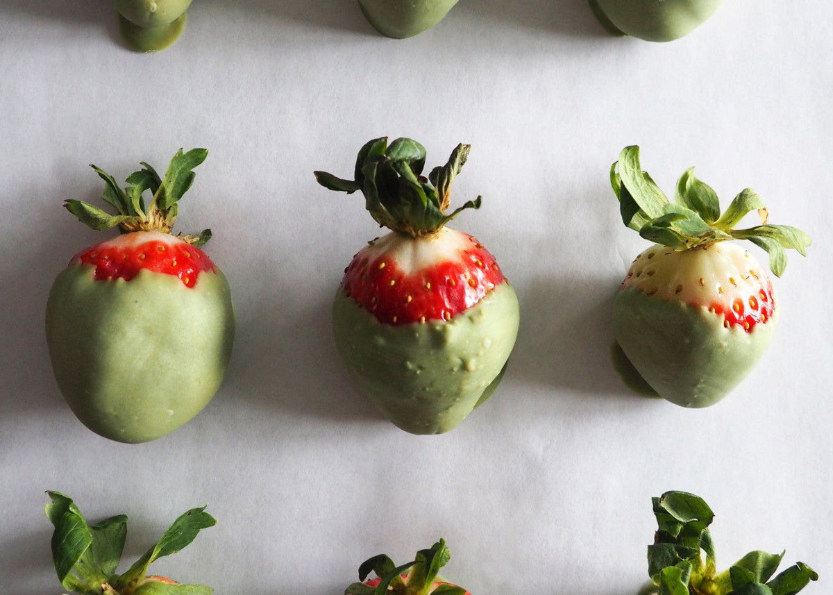 Matcha White Chocolate Dipped Strawberries