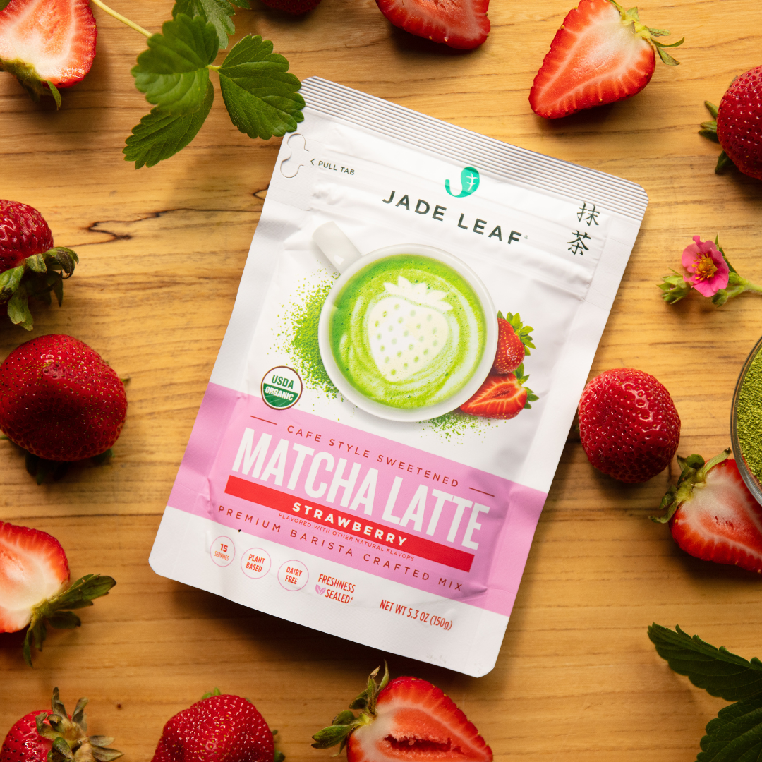 Organic Cafe Style Sweetened Matcha Latte Mix - Strawberry – Jade Leaf ...